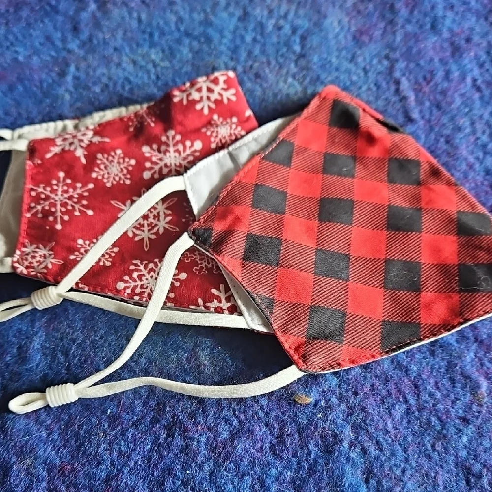 3 For $10 Holiday Face Mask Set Of 2. New Never Used.